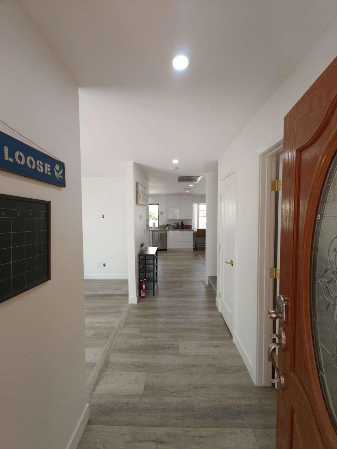 The Strip Is Just Around The Corner! Newly Renovated Luxury Modern Minimalist Villa With Large Pool! Las Vegas Exterior foto